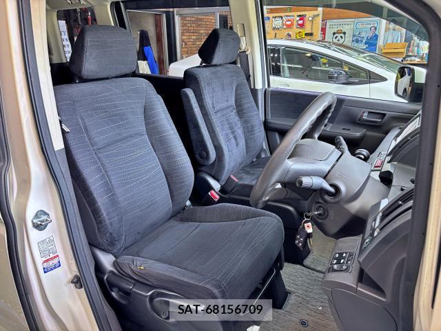 Honda e 2009-11 8373228-2