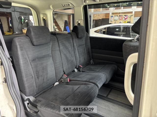 Honda e 2009-11 8373228-3