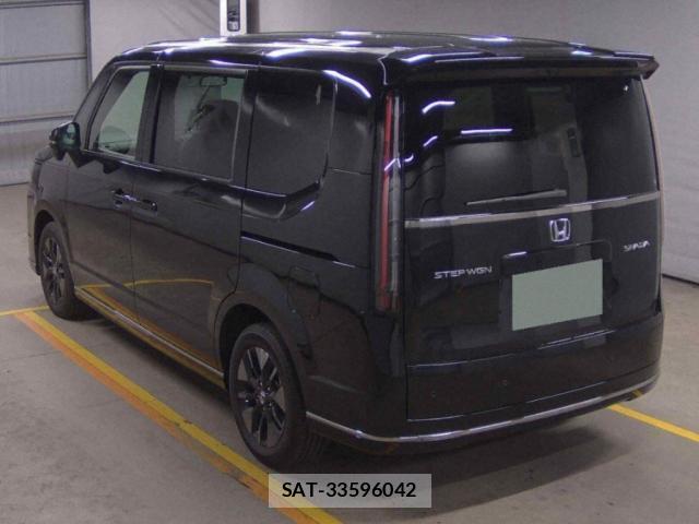 Honda e 2025-04 8373623-1