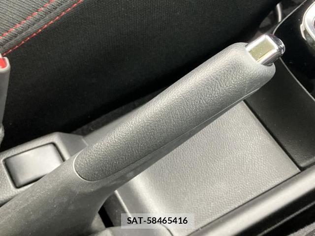 Suzuki SWIFT 2018-06 8372441-15