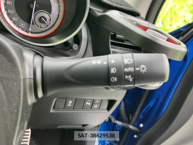 Suzuki SWIFT 2021-11 8373411-13