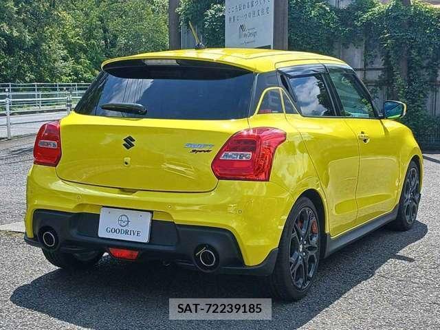 Suzuki SWIFT 2025-06 8372495-3
