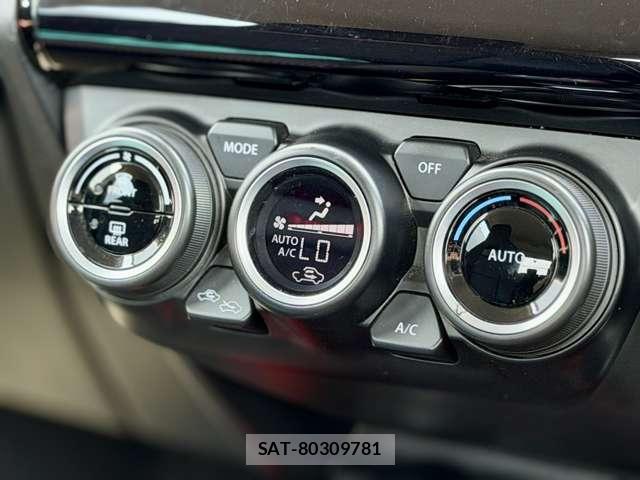 Suzuki SWIFT 2018-03 8373261-17