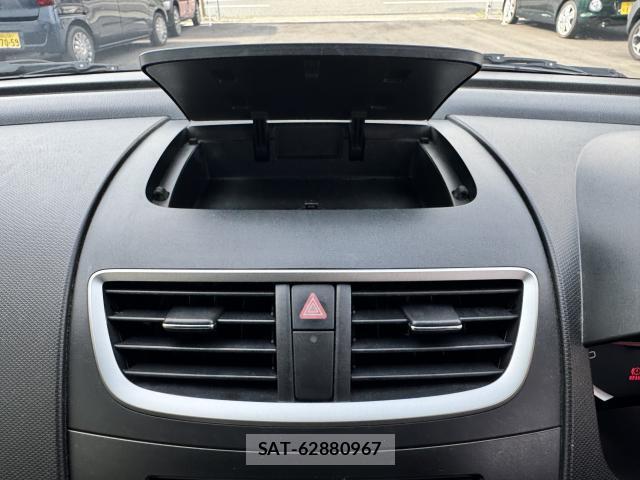 Suzuki SWIFT 2012-12 8373689-12