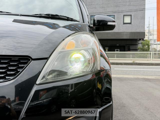 Suzuki SWIFT 2012-12 8373689-19