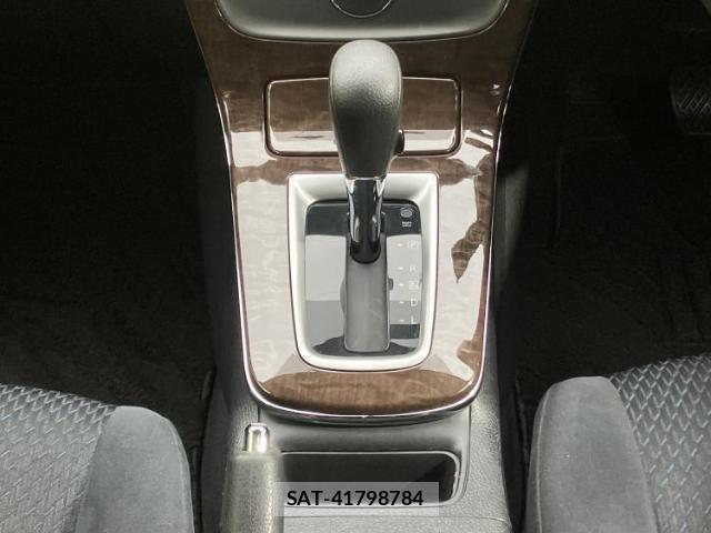 Nissan Sylphy 2016-09 8374219-17