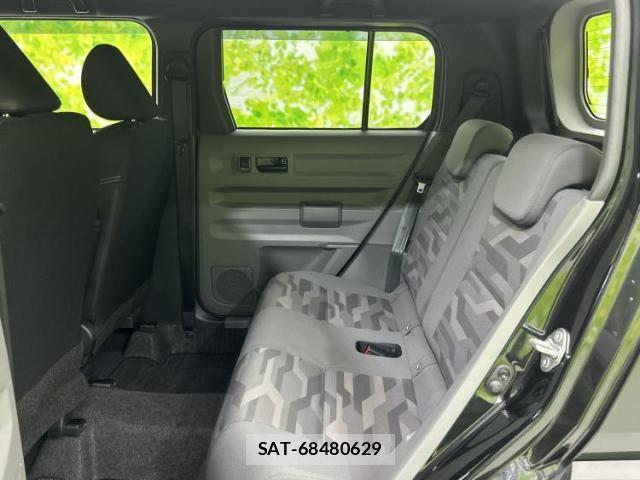 Daihatsu TAFT 2021-11 8372707-6