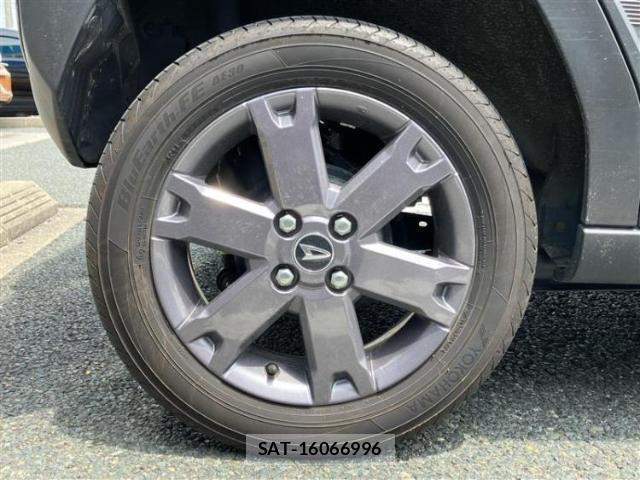 Daihatsu TAFT 2024-08 8374215-16
