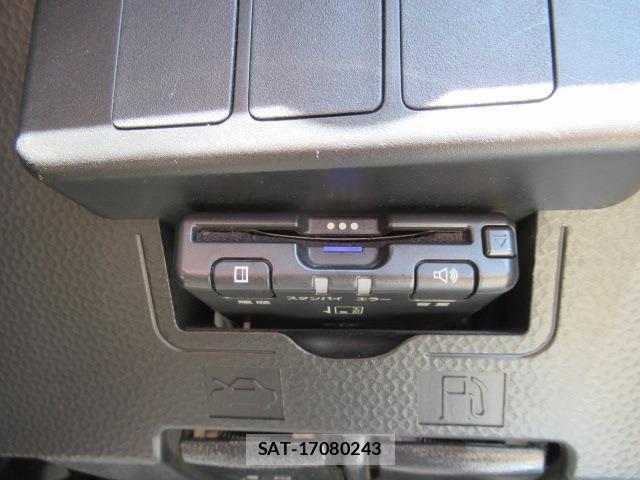Toyota TANK 2018-09 8373187-6