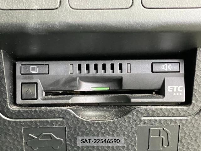 Toyota TANK 2018-04 8374110-12