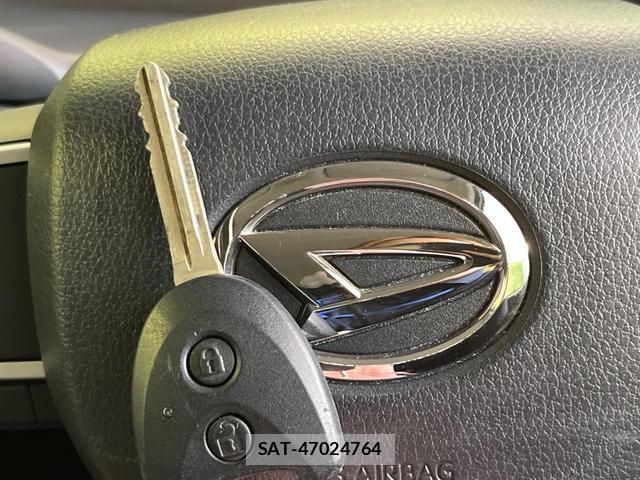 Daihatsu TANTO 2020-03 8372459-6