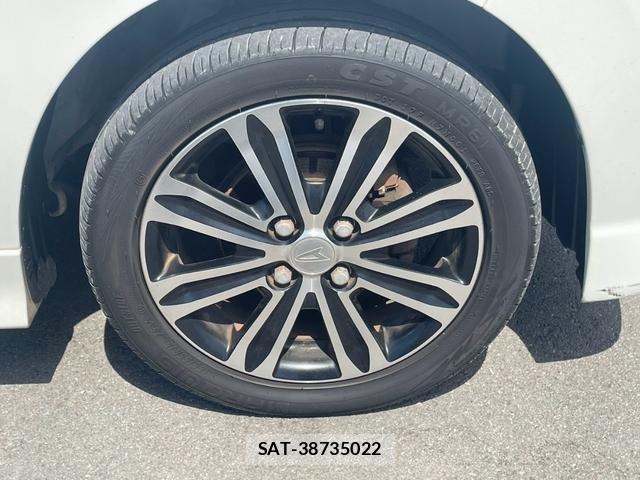 Daihatsu TANTO 2015-10 8372640-5