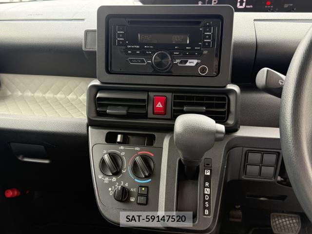 Daihatsu TANTO 2021-04 8372732-18