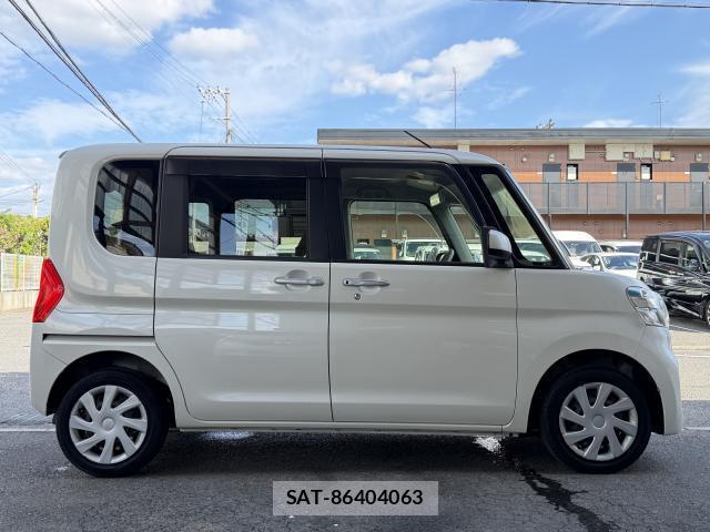 Daihatsu TANTO 2014-06 8372735-13