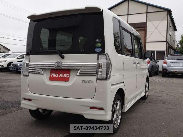 Daihatsu TANTO 2017-08 8372785-12