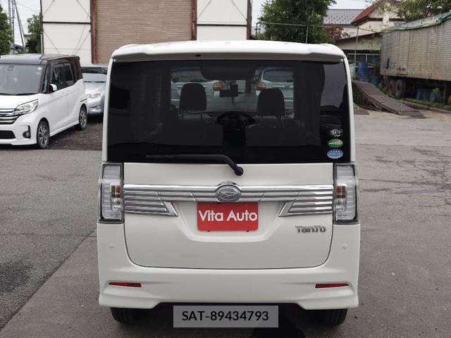 Daihatsu TANTO 2017-08 8372785-3