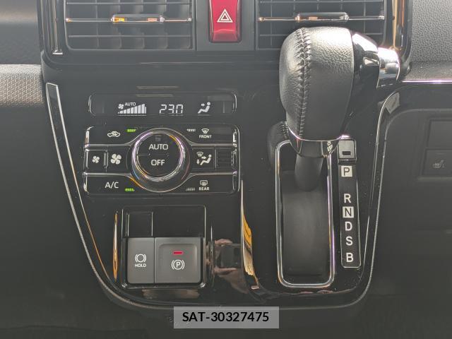 Daihatsu TANTO 2022-11 8372806-11