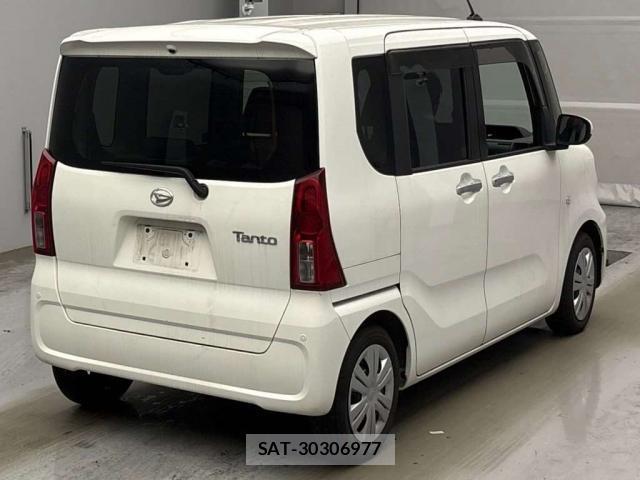 Daihatsu TANTO 2021-07 8372823-6