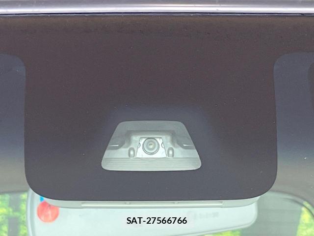 Daihatsu TANTO 2015-11 8372983-3