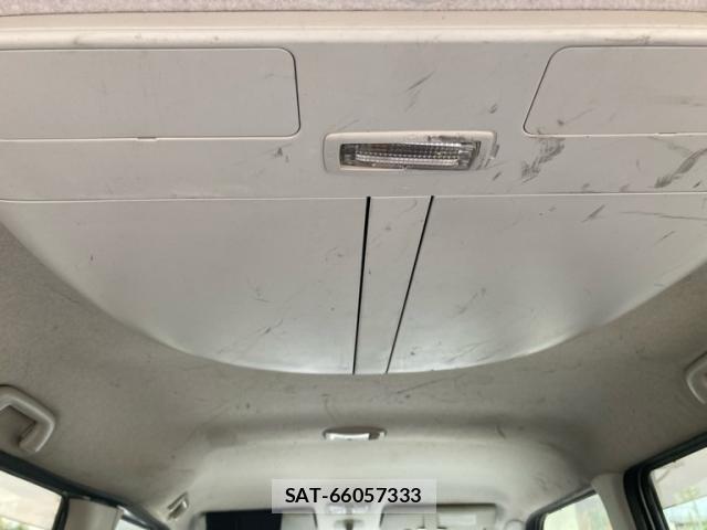 Daihatsu TANTO 2011-08 8373011-11