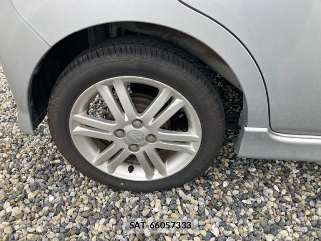 Daihatsu TANTO 2011-08 8373011-15