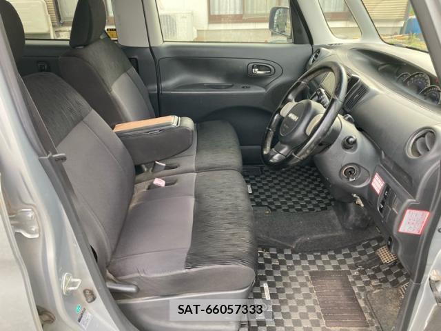 Daihatsu TANTO 2011-08 8373011-8