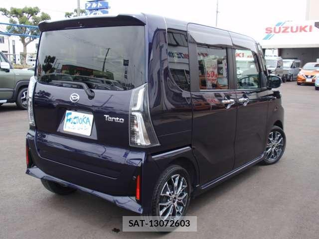 Daihatsu TANTO 2022-10 8373051-2