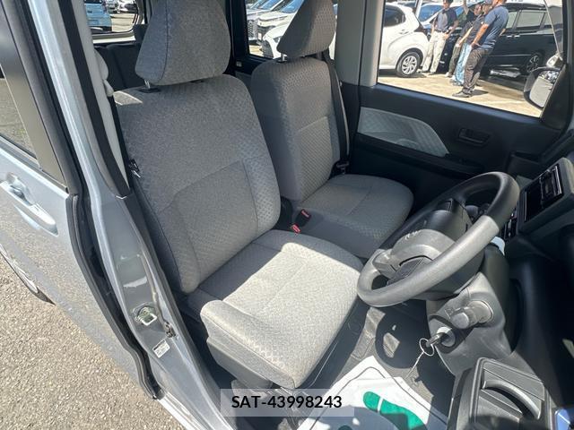 Daihatsu TANTO 2021-07 8373202-6