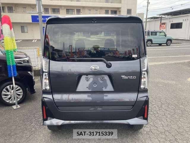 Daihatsu TANTO 2023-12 8373220-4
