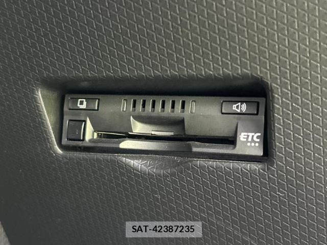 Daihatsu TANTO 2023-06 8373345-17