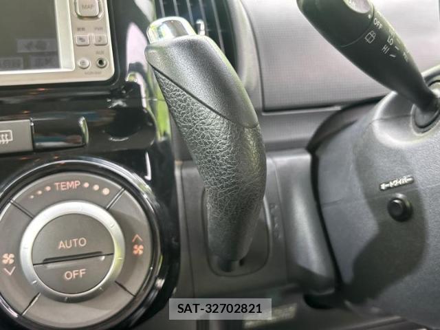 Daihatsu TANTO 2011-10 8373346-16