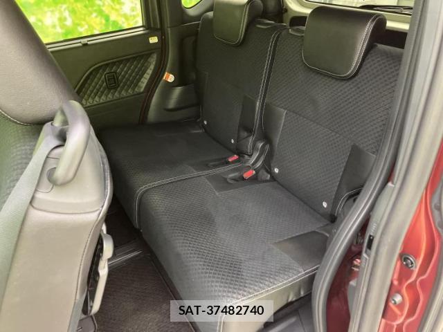 Daihatsu TANTO 2021-01 8373421-6