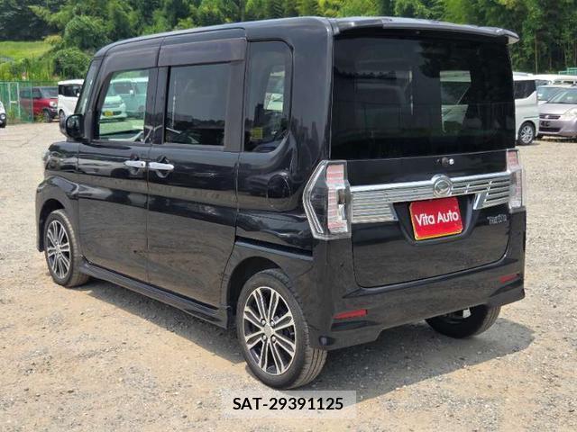 Daihatsu TANTO 2018-10 8373502-19