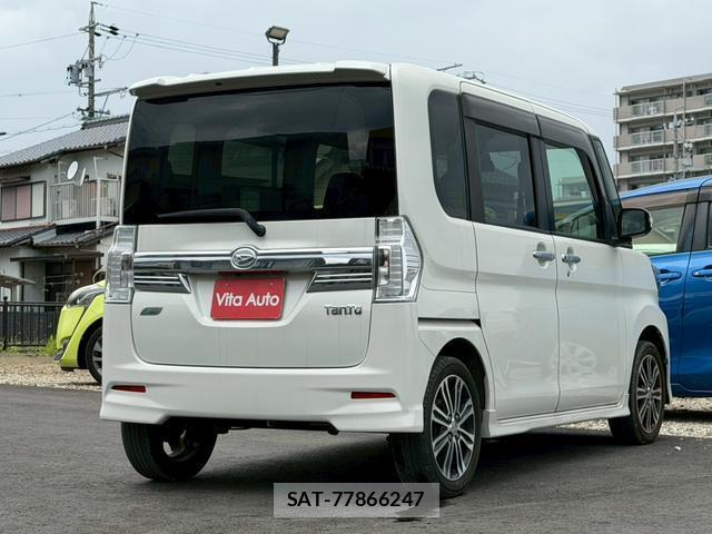 Daihatsu TANTO 2014-09 8373793-12