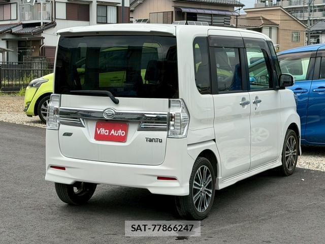 Daihatsu TANTO 2014-09 8373793-13