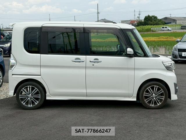 Daihatsu TANTO 2014-09 8373793-16