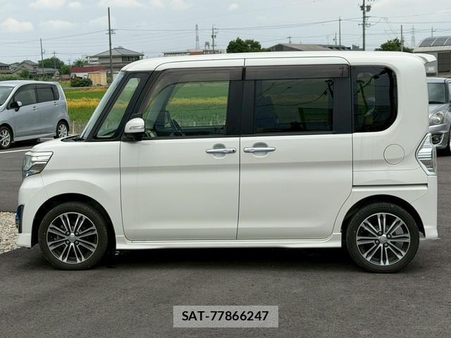Daihatsu TANTO 2014-09 8373793-2