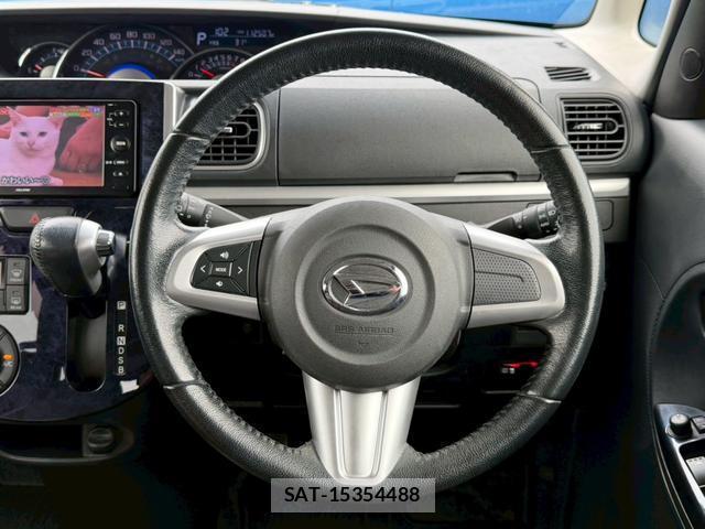 Daihatsu TANTO 2015-12 8373796-18