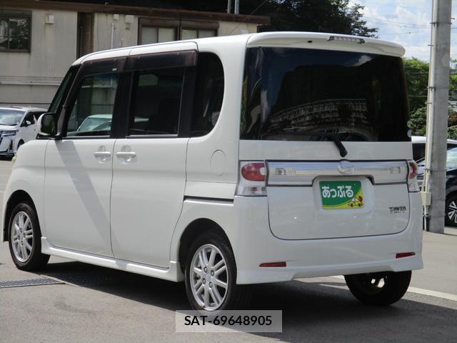 Daihatsu TANTO 2010-07 8374014-10