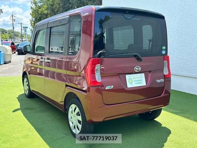 Daihatsu TANTO 2014-09 8374024-3