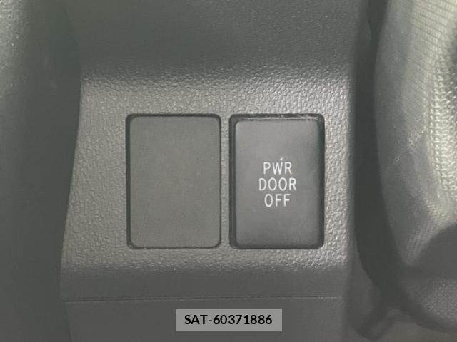 Daihatsu TANTO 2014-02 8374173-17