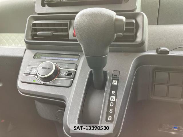 Daihatsu TANTO 2019-08 8374177-17