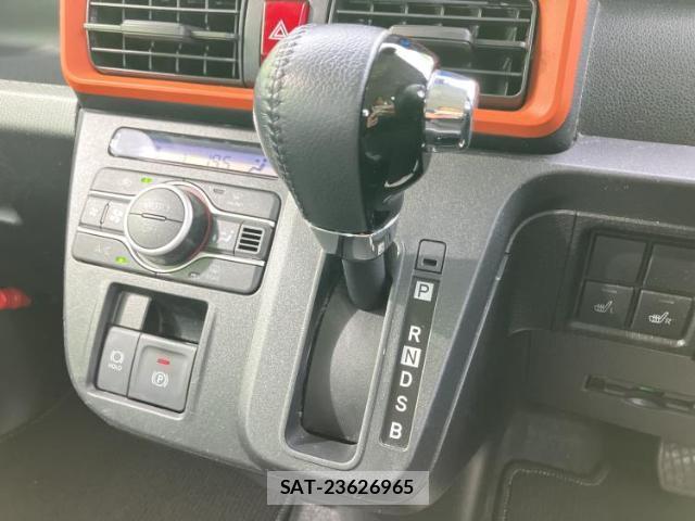 Daihatsu TANTO 2023-01 8374278-17