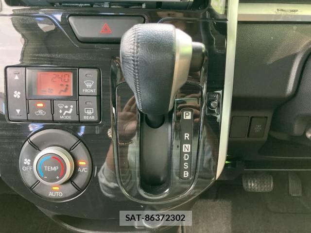 Daihatsu TANTO 2015-07 8374290-17