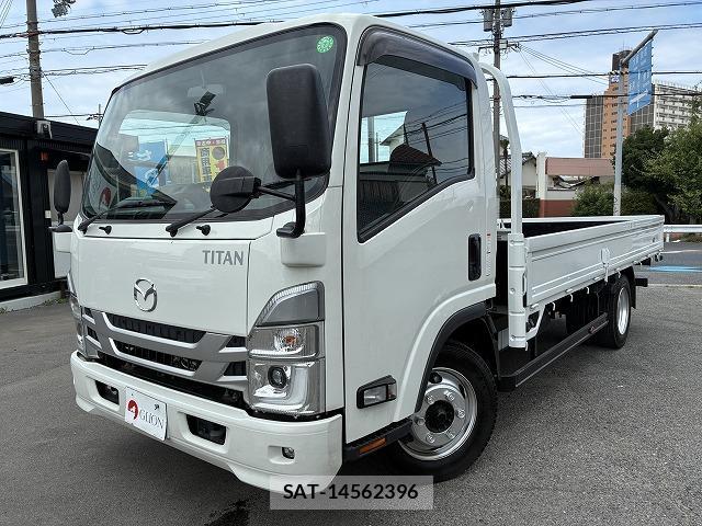 Mazda TITAN 2023-06 8373901-0