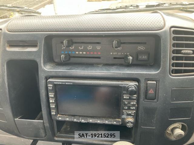 Toyota TOYOACE 2002-07 8372993-10