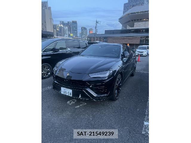 Lamborghini URUS 2023-01 8373768-1