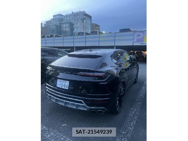 Lamborghini URUS 2023-01 8373768-3