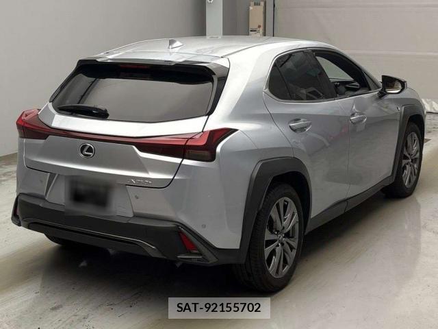 Lexus UX 2023-07 8373091-1