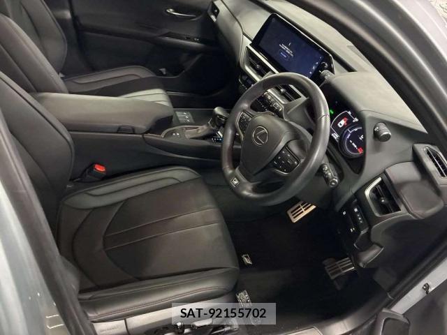 Lexus UX 2023-07 8373091-2